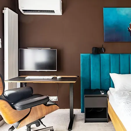 Apartman Hamba Cosmos- Self Check-in, Parking, 24h , Vat Varsó