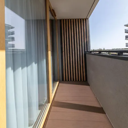Hamba Cosmos- Self Check-in, Parking, 24h , Vat Apartment