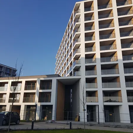 Hamba Cosmos- Self Check-in, Parking, 24h , Vat Lägenhet *